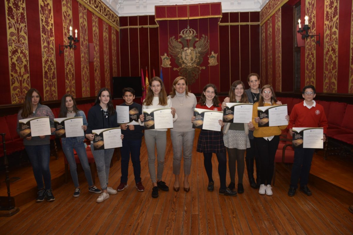 Entrega en Toledo del premio del concurso de microrrelatos "Ana Frank"