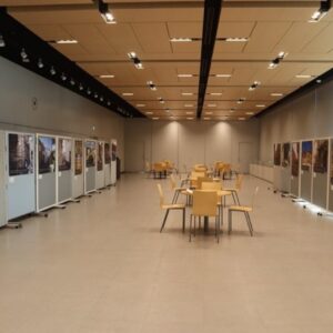 Más de mil personas visitaron la exposición en el centro del Instituto Cervantes de Tokio, donde se expuso por segunda vez.