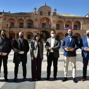 La marca de la Red de Juderías de España-Caminos de Sefarad señaliza siete espacios de la ciudad ligados a la cultura judía.